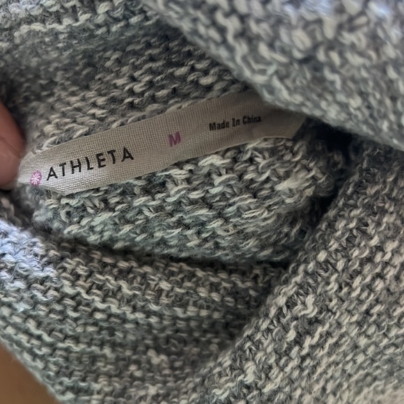Athleta Traverse City Merino Wool Sweater SZ Medium - Picture 7 of 7